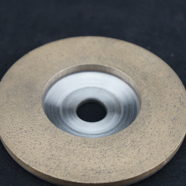 What is the lifespan of a diamond grinding wheel?